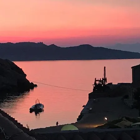 Appartamento Cala Francese - Sul Mare