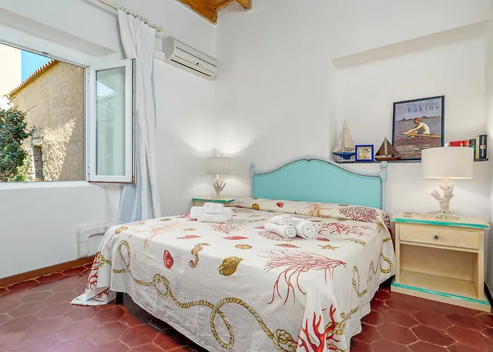 Cala Francese - Sul Mare La Maddalena (Sassari)