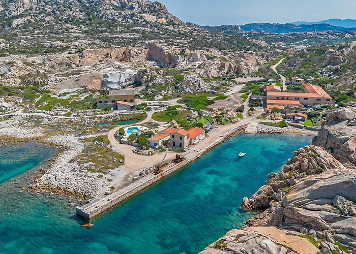 Cala Francese - Sul Mare La Maddalena (Sassari)